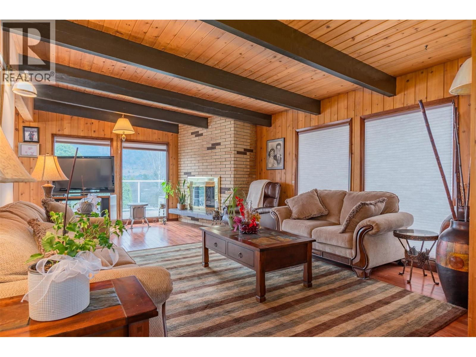 2621 6th Avenue, Castlegar