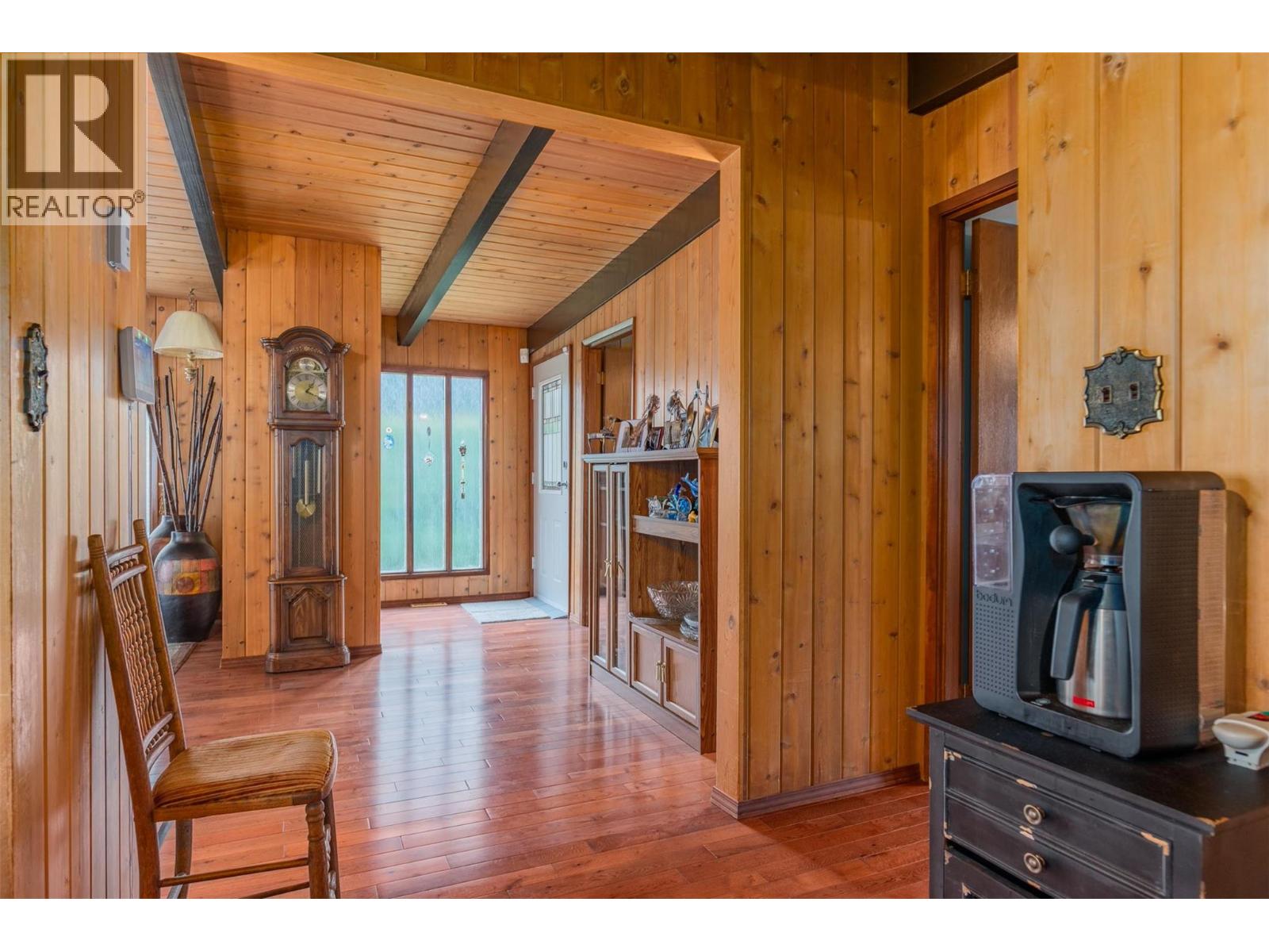 2621 6th Avenue, Castlegar