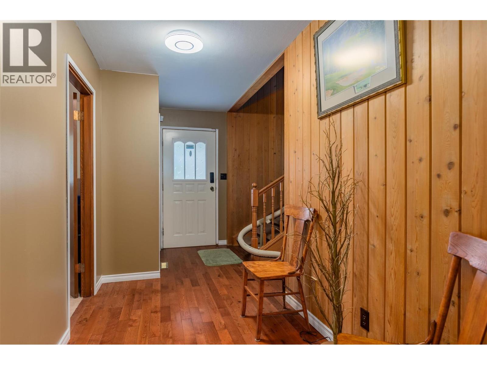 2621 6th Avenue, Castlegar