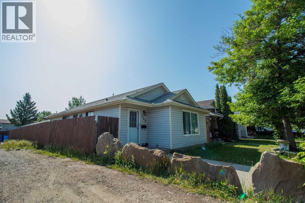 Single Family House Bungalow for Sale in  Castlegrove Road NE Castleridge Calgary 