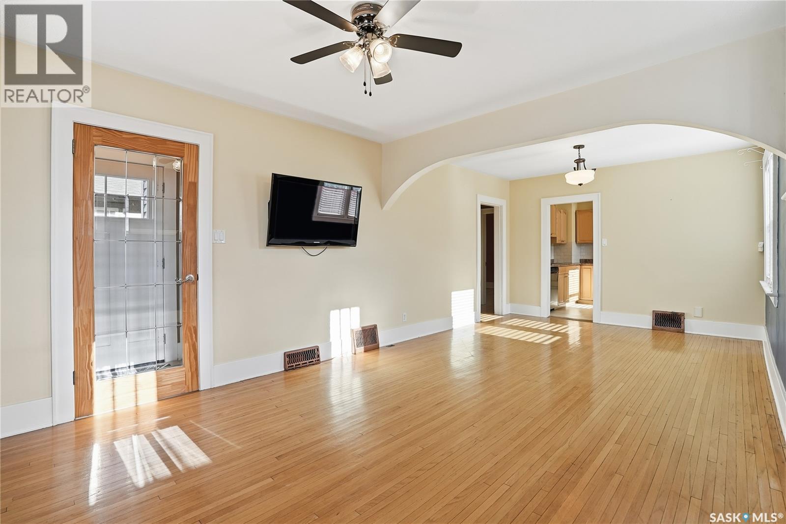 Single Family House Bungalow for Sale in  B AVENUE N Saskatoon 