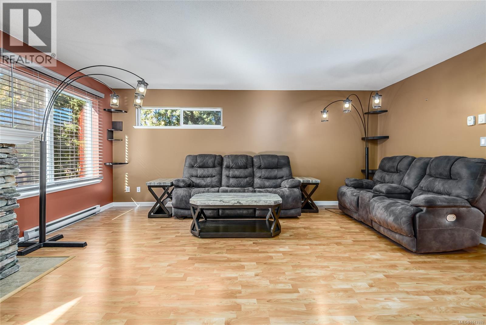 40 2728 1st St, Courtenay