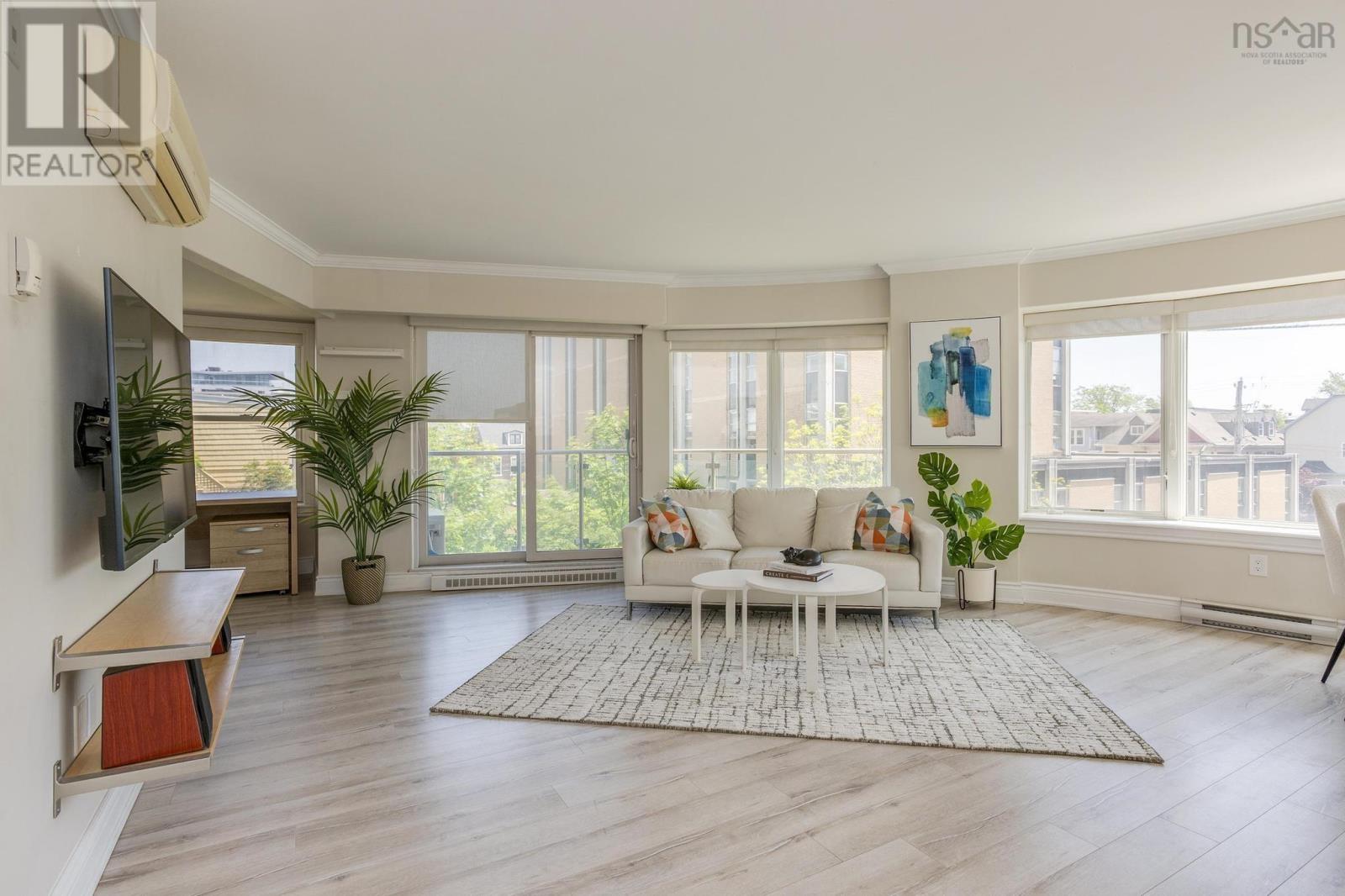 Property 8 of 33 of 207 5234 Morris Street