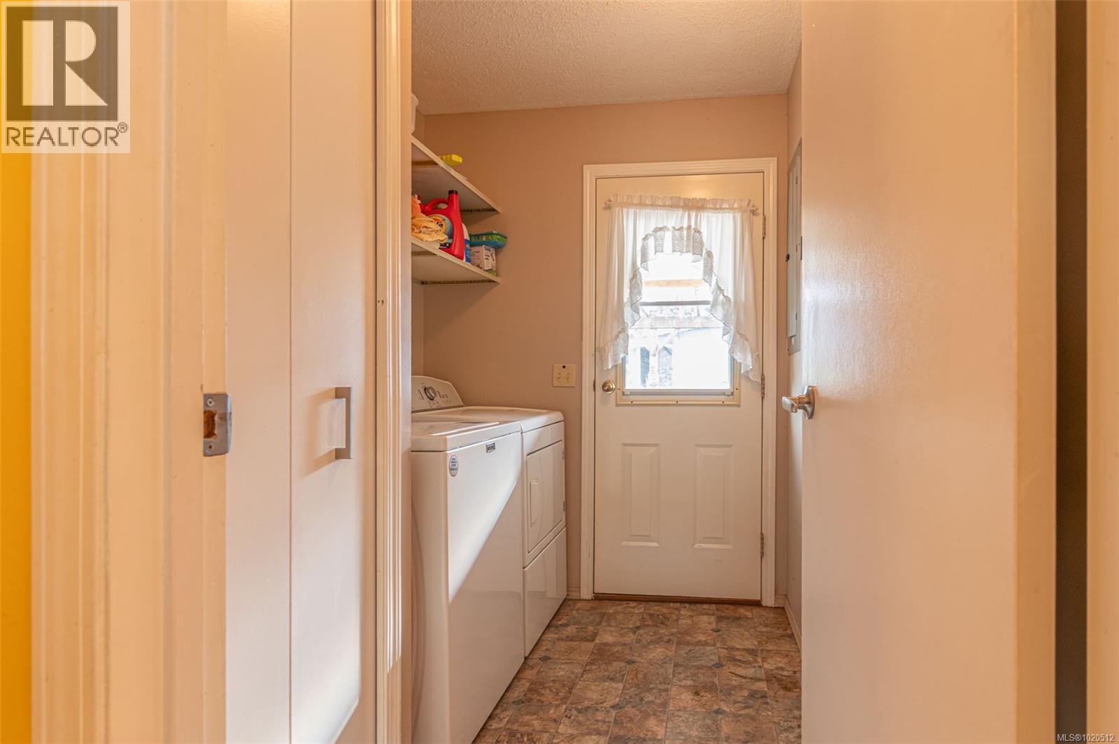 2074 135 Brinkworthy Road, Salt Spring