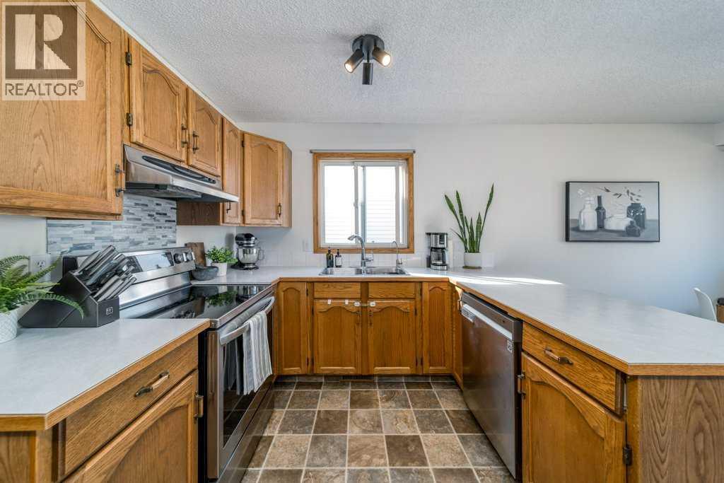 21 West Mcdougal Road, Cochrane