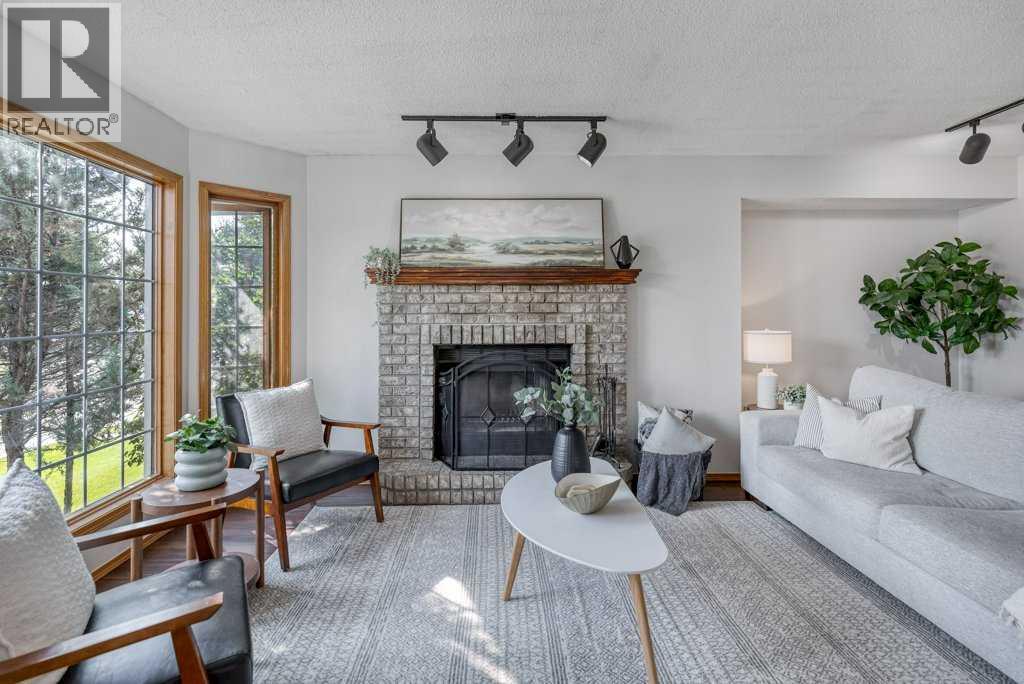 21 West Mcdougal Road, Cochrane