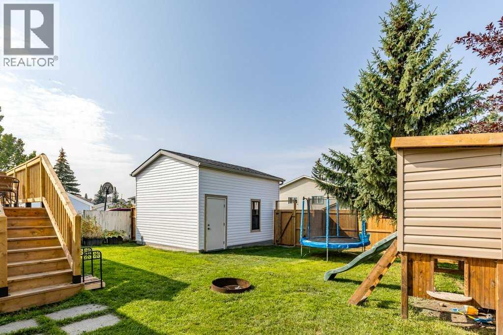 21 West Mcdougal Road, Cochrane