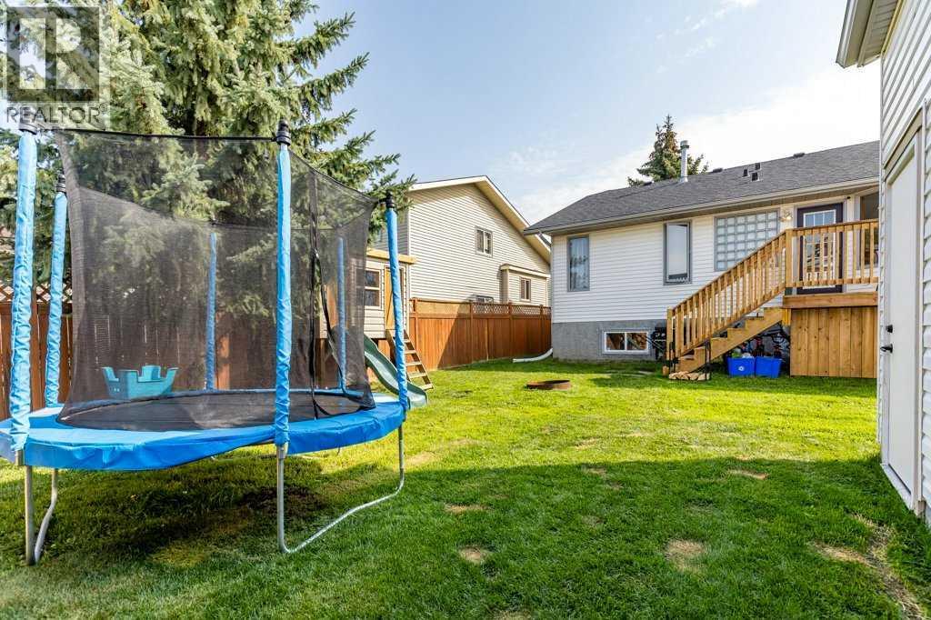 21 West Mcdougal Road, Cochrane