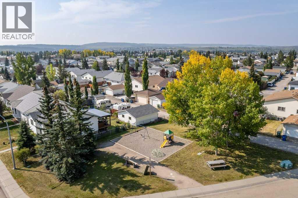 21 West Mcdougal Road, Cochrane