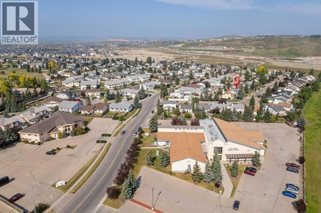 21 West Mcdougal Road, Cochrane