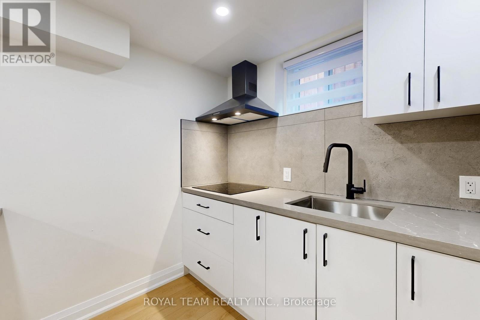 37 MARKLAND DRIVE - 39