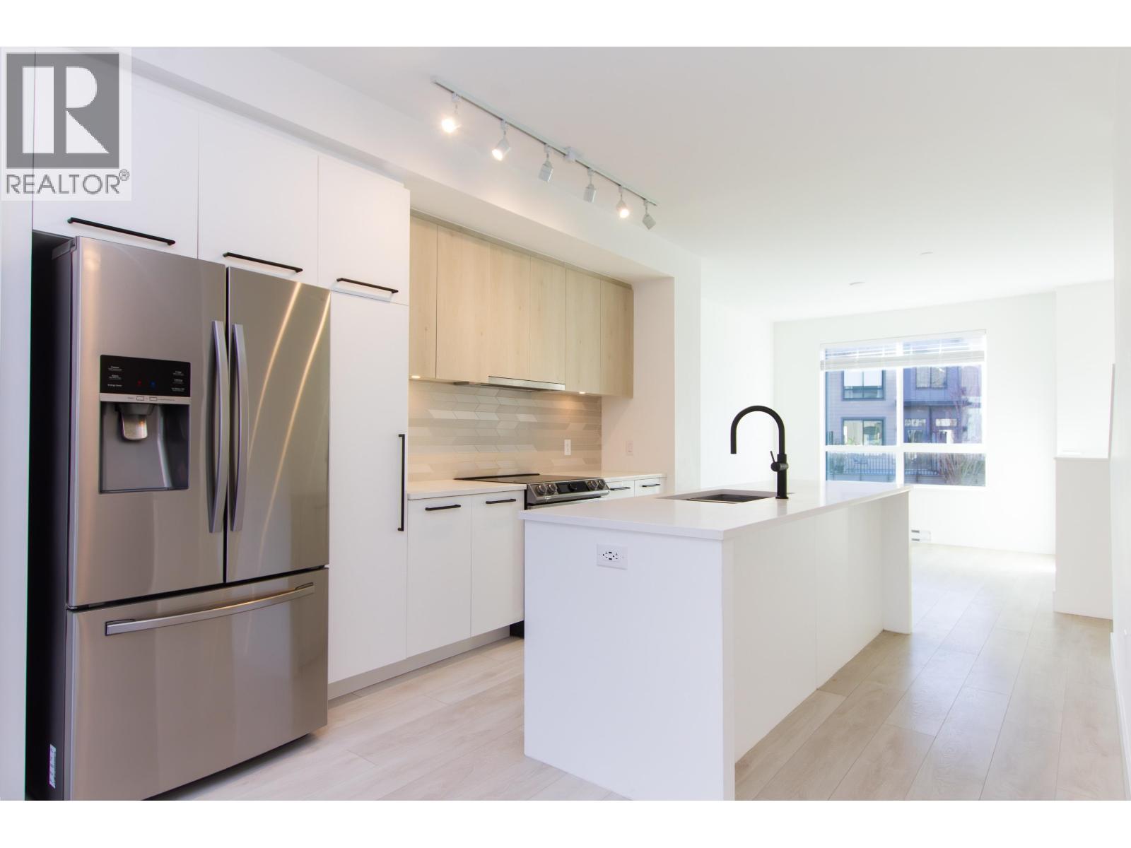 38045 KEEL WAY, Squamish