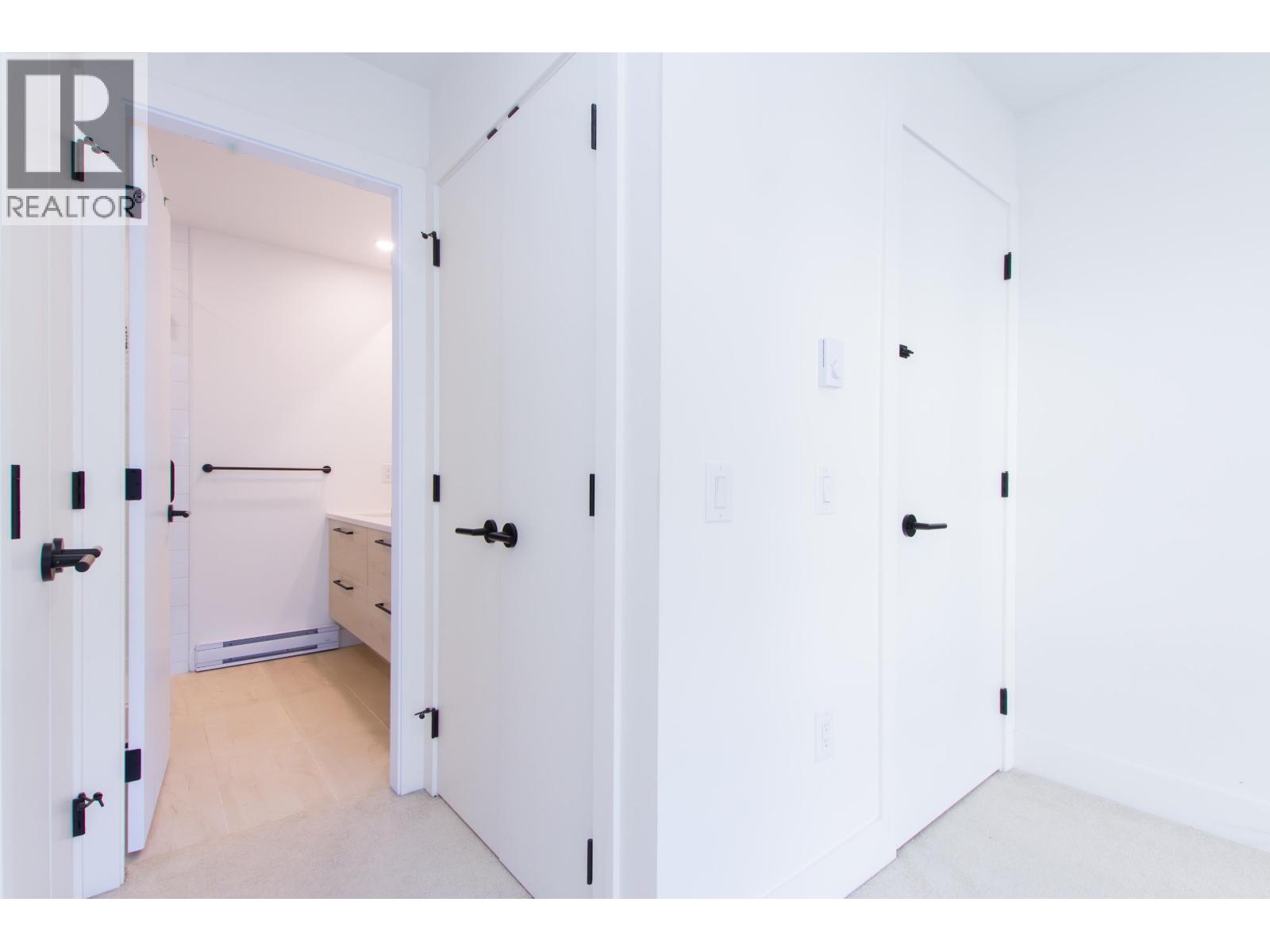 38045 KEEL WAY, Squamish