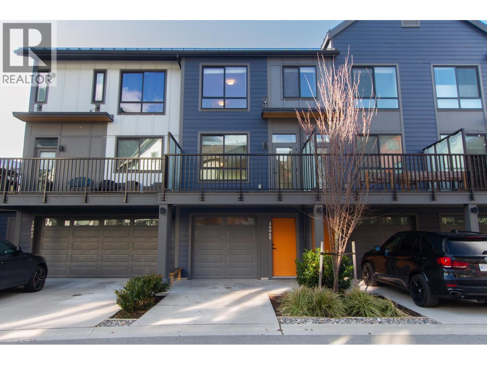 38045 KEEL WAY, Squamish