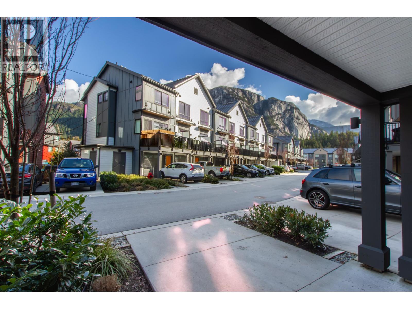 38045 KEEL WAY, Squamish
