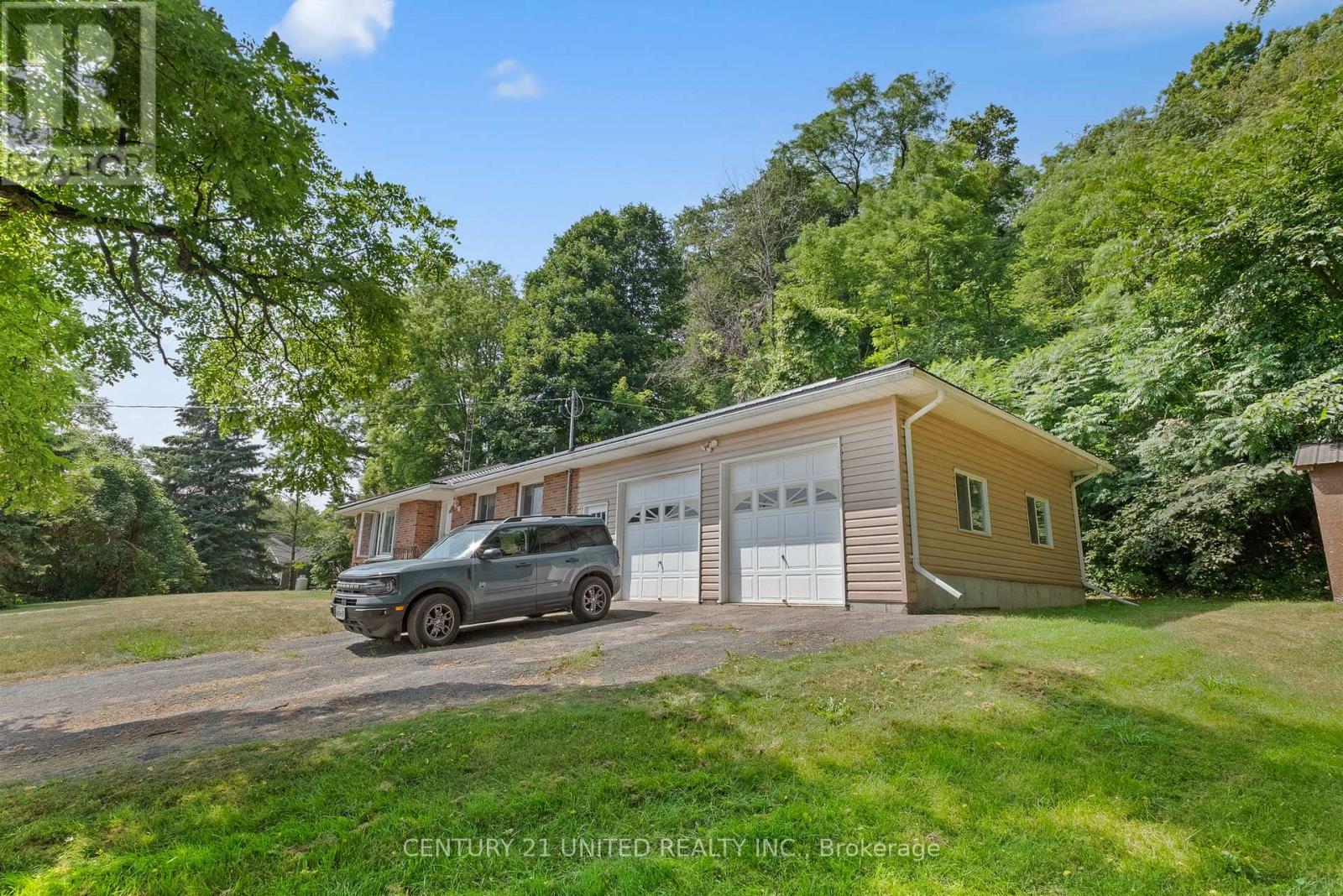 120 MASSEY ROAD - 3