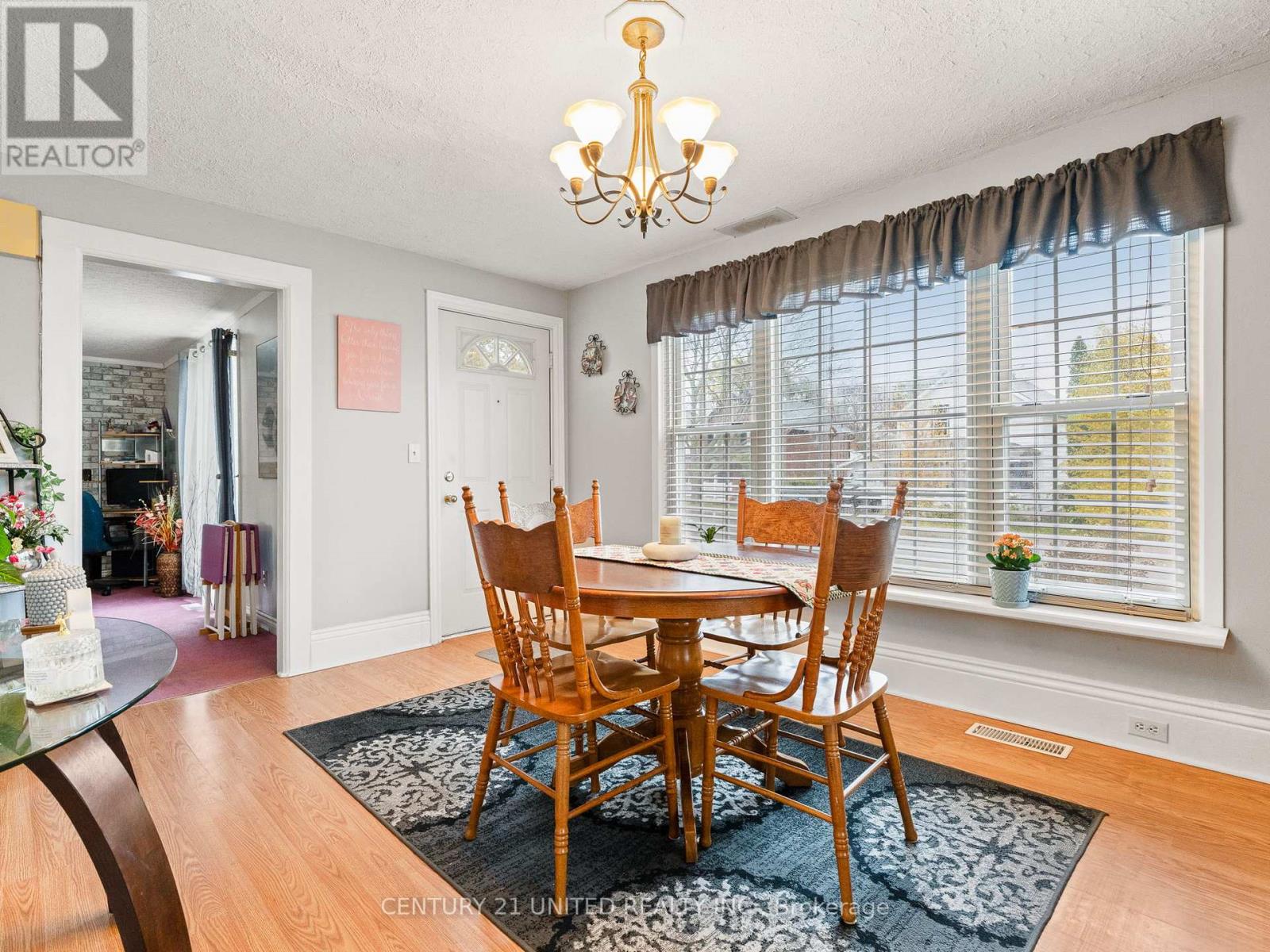316 TWEED STREET - 11