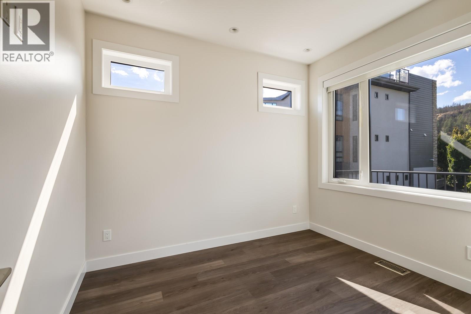 12 1818 Peak Point Court, West Kelowna