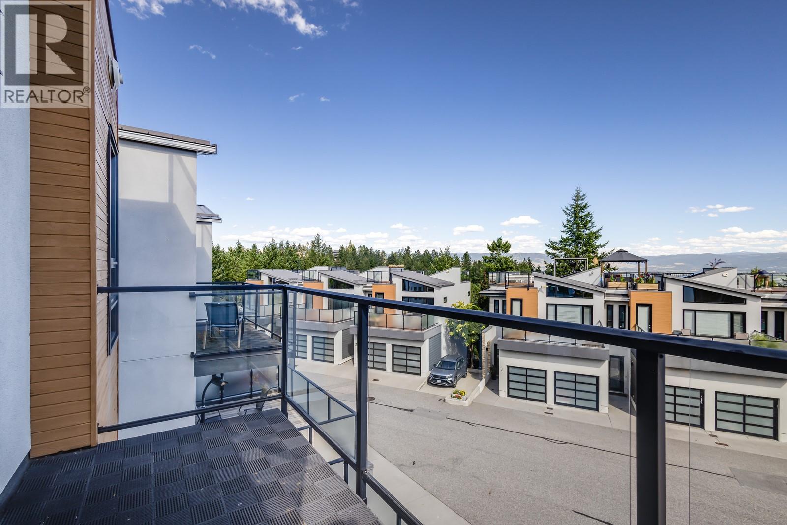 12 1818 Peak Point Court, West Kelowna