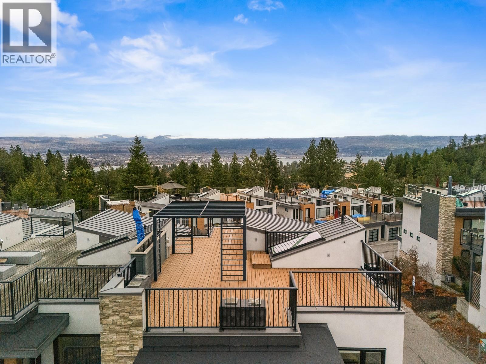12 1818 Peak Point Court, West Kelowna