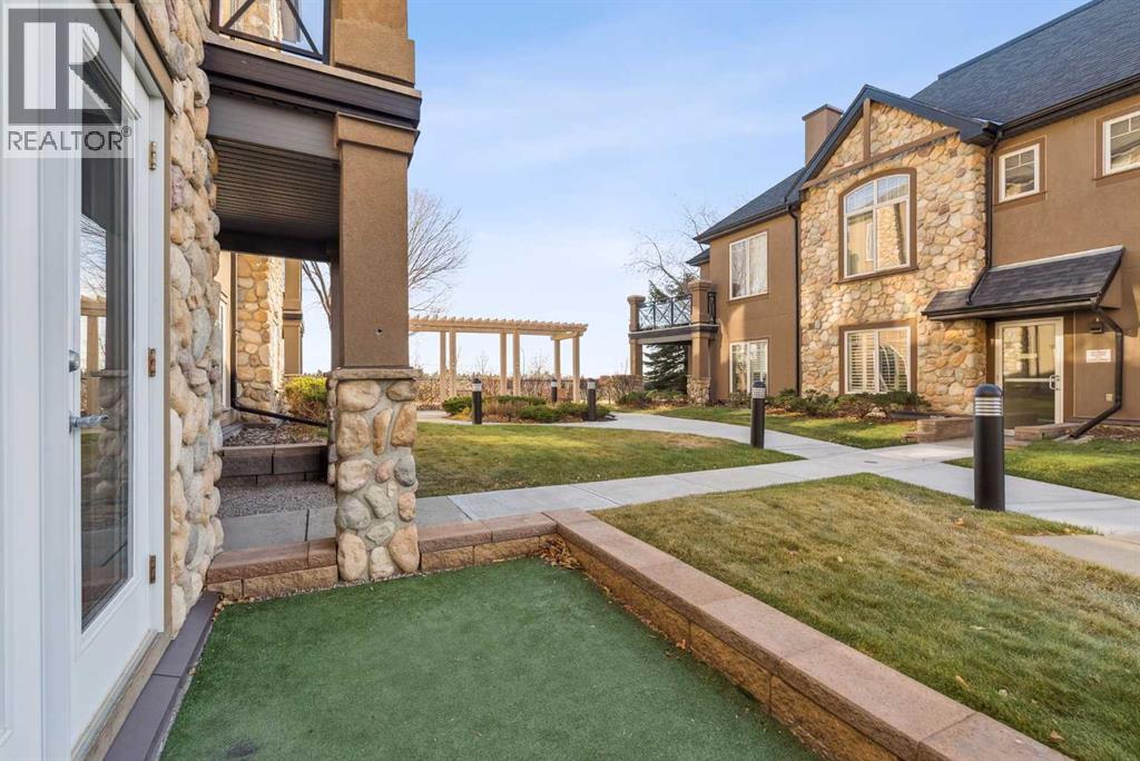 Single Family House for Sale in   Signature Park SW Signal Hill Calgary 