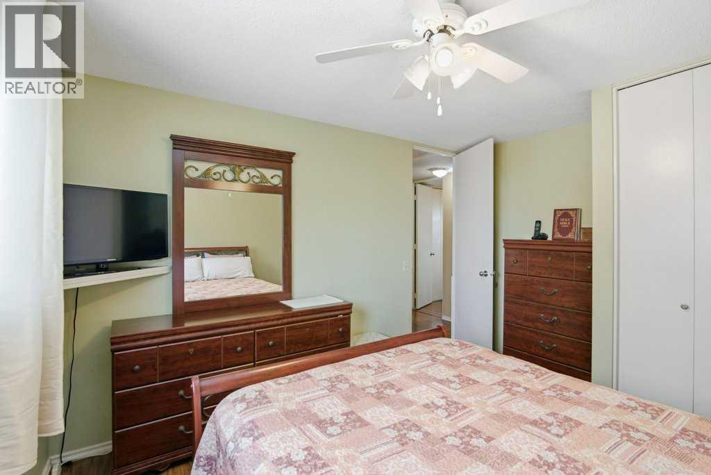 Single Family House Bungalow for Sale in  Olympia Drive SE Ogden Calgary 