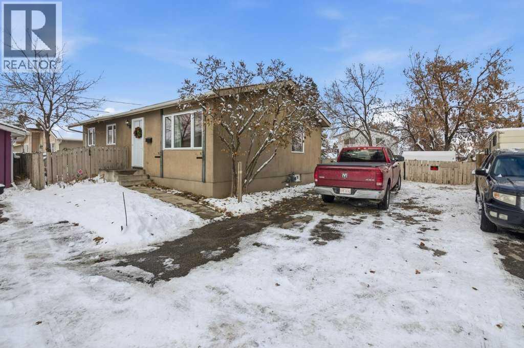 Single Family House Bungalow for Sale in  Olympia Drive SE Ogden Calgary 