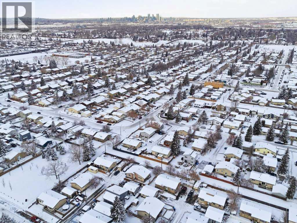 Single Family House Bungalow for Sale in  Olympia Drive SE Ogden Calgary 