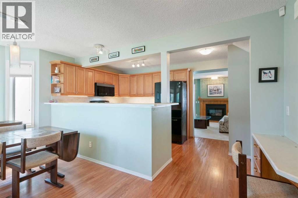 Single Family House for Sale in  Scenic Gardens NW Scenic Acres Calgary 