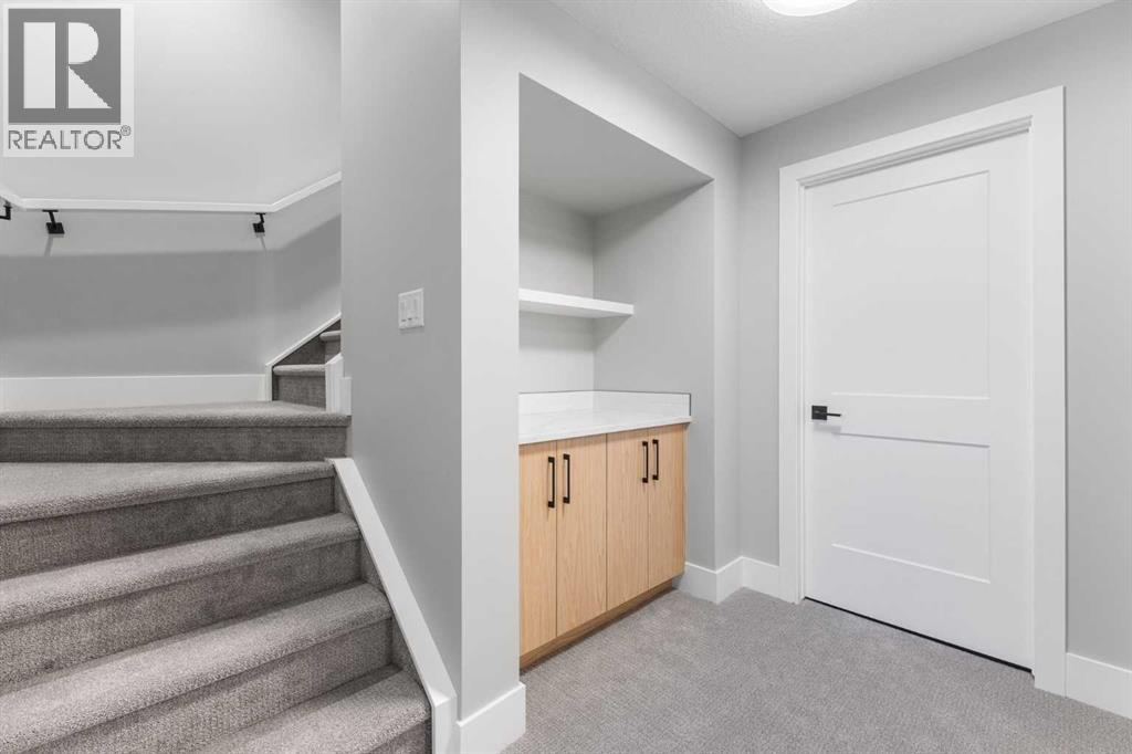 Single Family House for Sale in  West Glen Crescent SW Westgate Calgary 