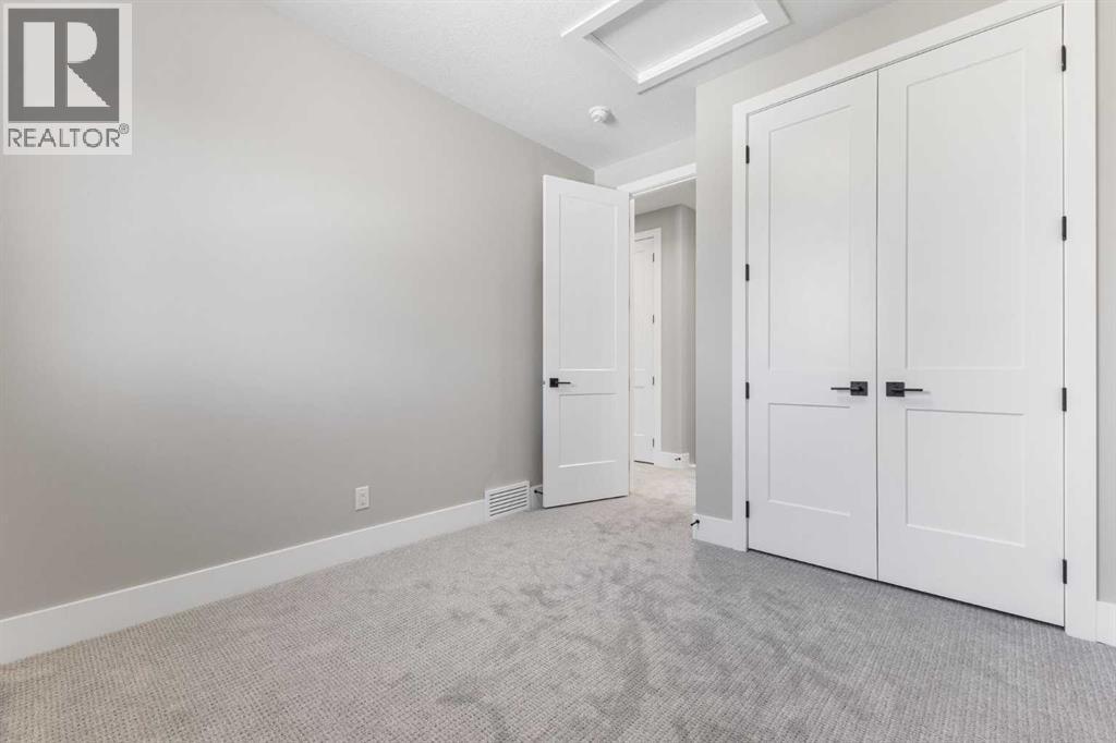 Single Family House for Sale in  West Glen Crescent SW Westgate Calgary 