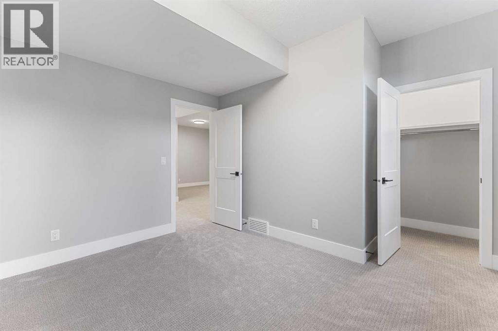 Single Family House for Sale in  West Glen Crescent SW Westgate Calgary 