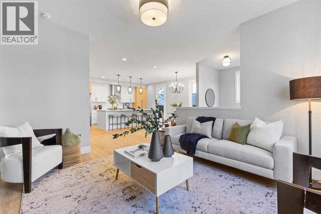 Single Family House for Sale in  West Glen Crescent SW Westgate Calgary 