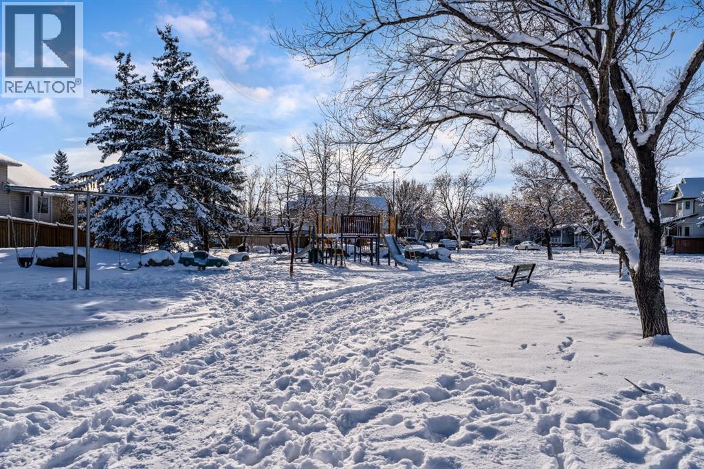 Single Family House for Sale in  Mt Apex Green SE McKenzie Lake Calgary 