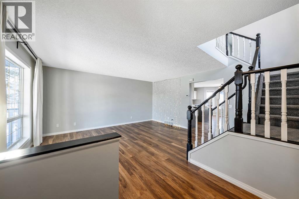 Single Family House for Sale in  Mt Apex Green SE McKenzie Lake Calgary 