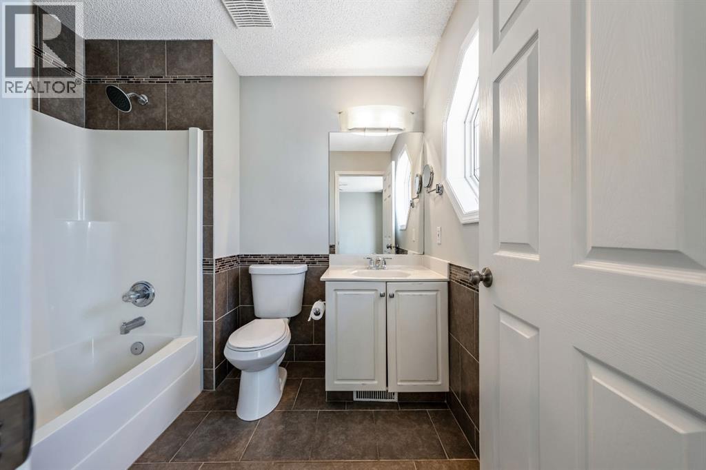 Single Family House for Sale in  Mt Apex Green SE McKenzie Lake Calgary 