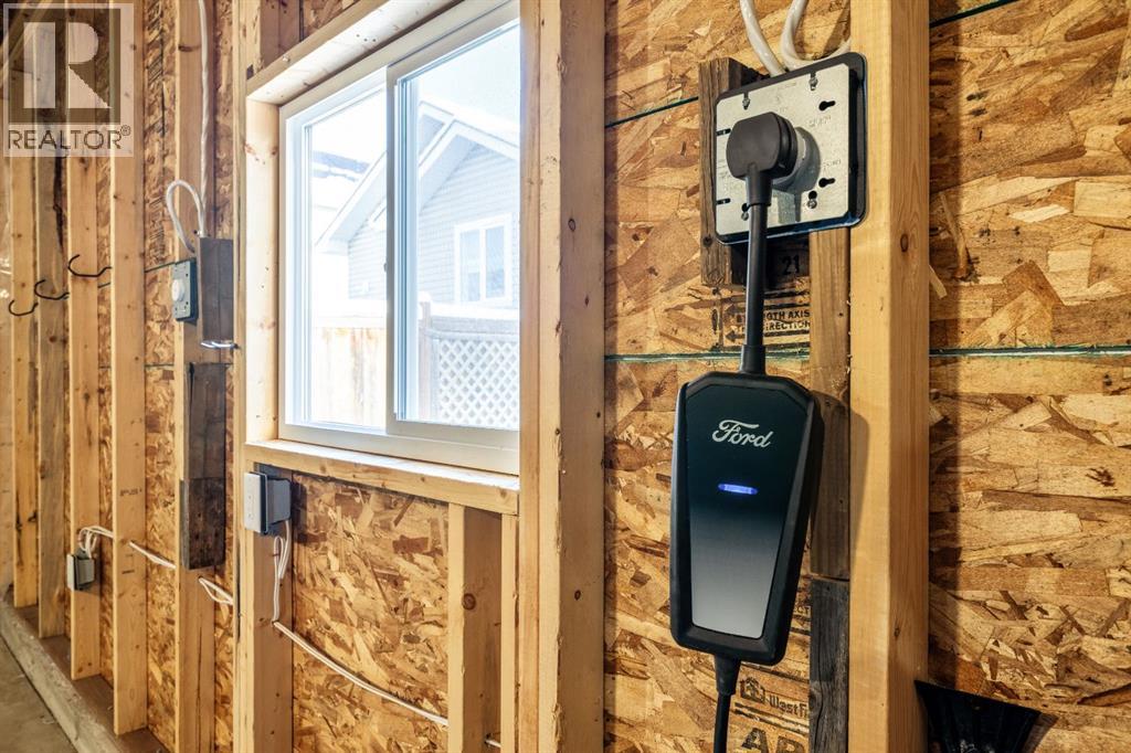 Single Family House for Sale in  Mt Apex Green SE McKenzie Lake Calgary 