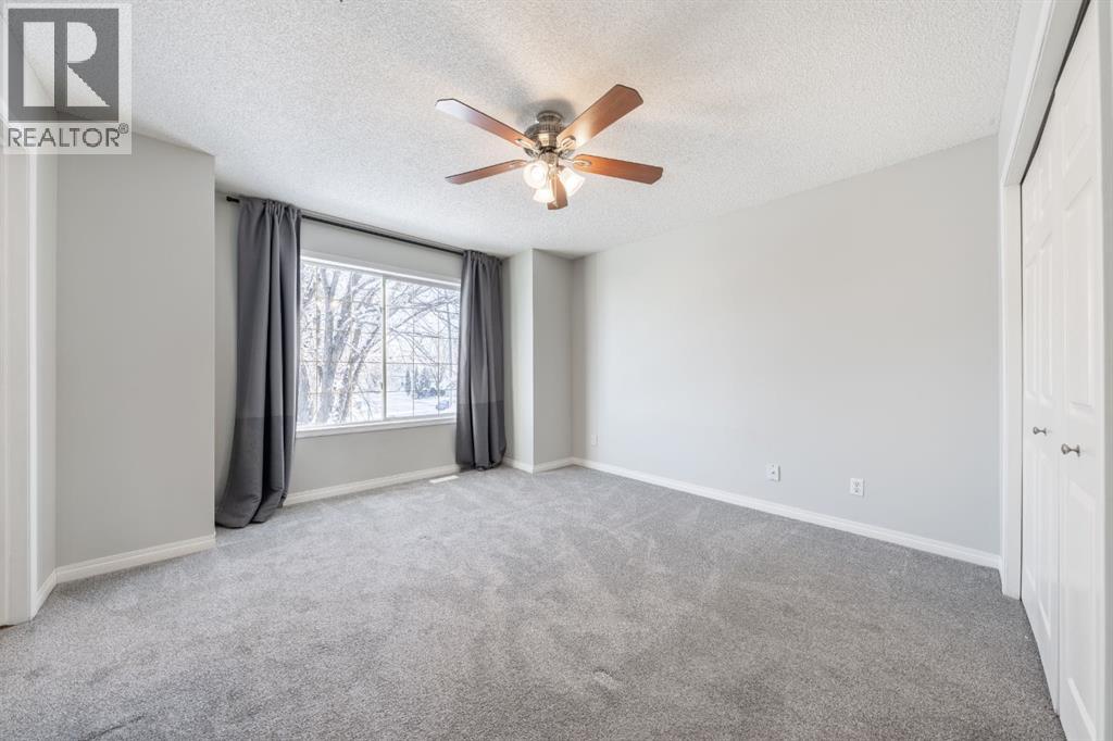 Single Family House for Sale in  Mt Apex Green SE McKenzie Lake Calgary 