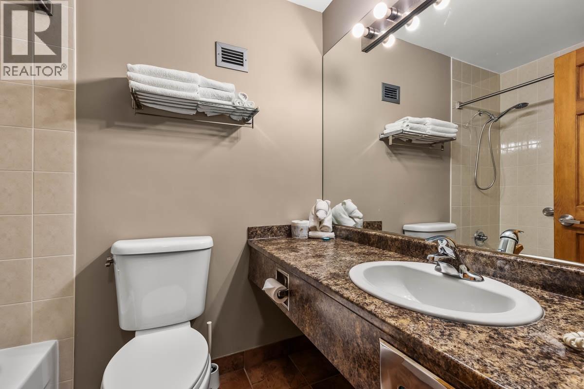 125/127 3220 VILLAGE Way, Sun Peaks