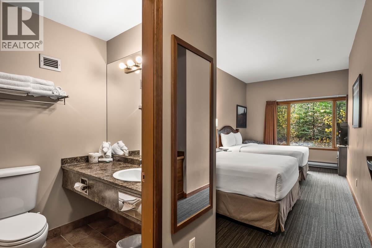 125/127 3220 VILLAGE Way, Sun Peaks