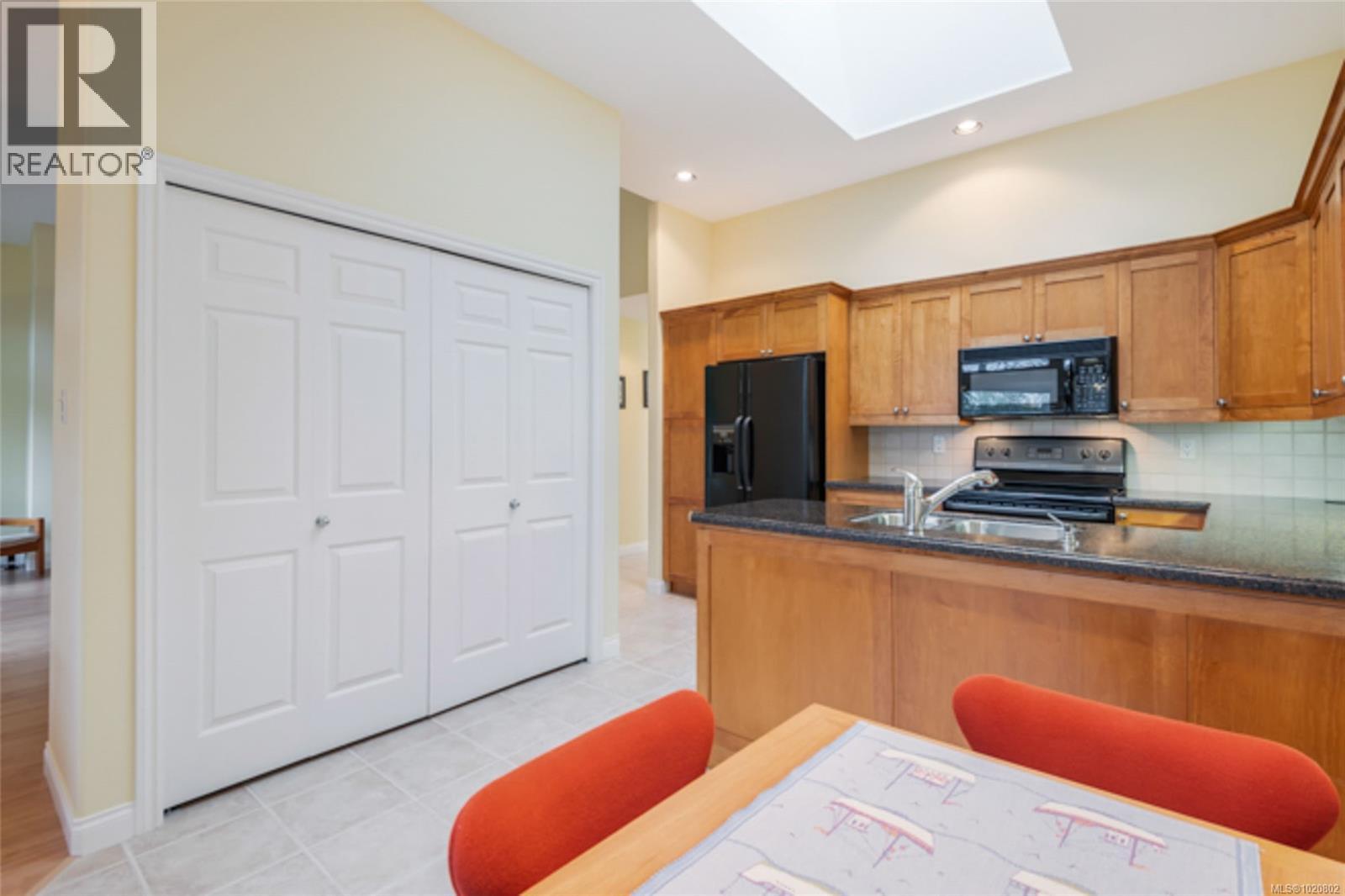 910 Lakes Blvd, French Creek