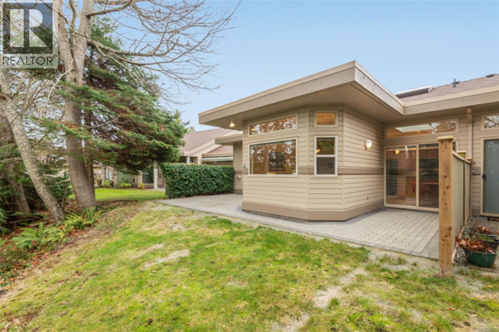 910 Lakes Blvd, French Creek