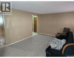 Living room - Abcd 201 King Street, Punnichy, SK S0A3C0 Photo 11