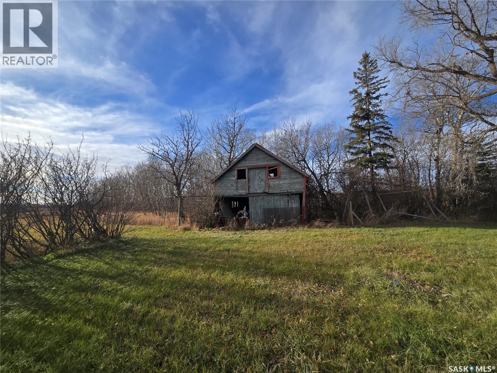 Yellow House Acreage - Photo 3 of 22, Wawken Rm No. 93, Saskatchewan