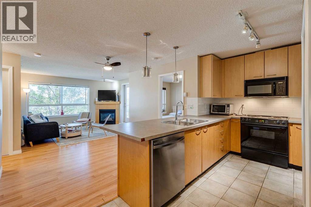 Single Family House for Sale in   Richard Place SW Lincoln Park Calgary 