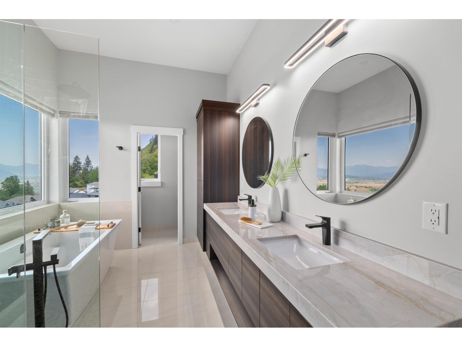 5487 MACLACHLAN PLACE, Promontory, Chilliwack