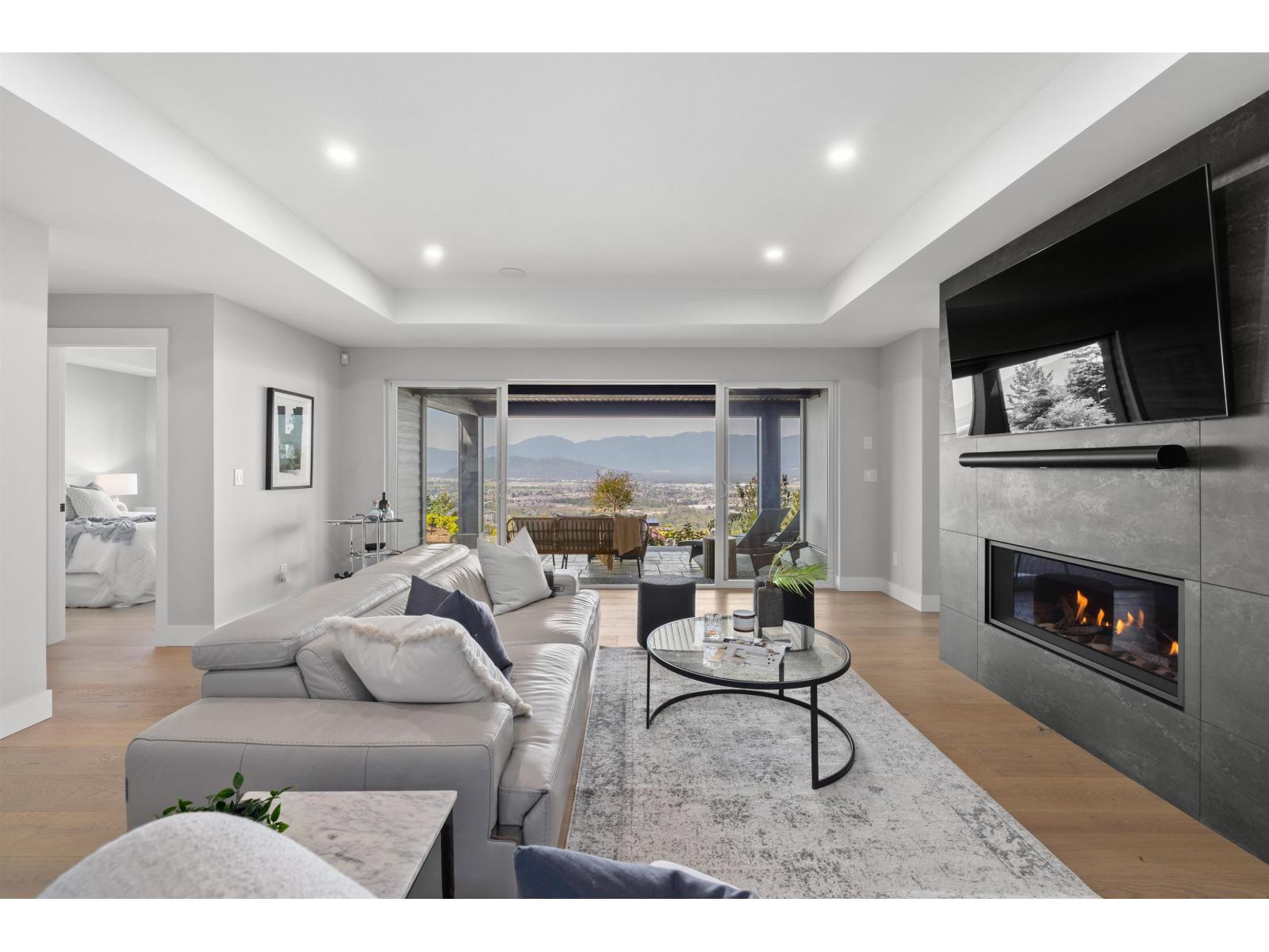 5487 MACLACHLAN PLACE, Promontory, Chilliwack