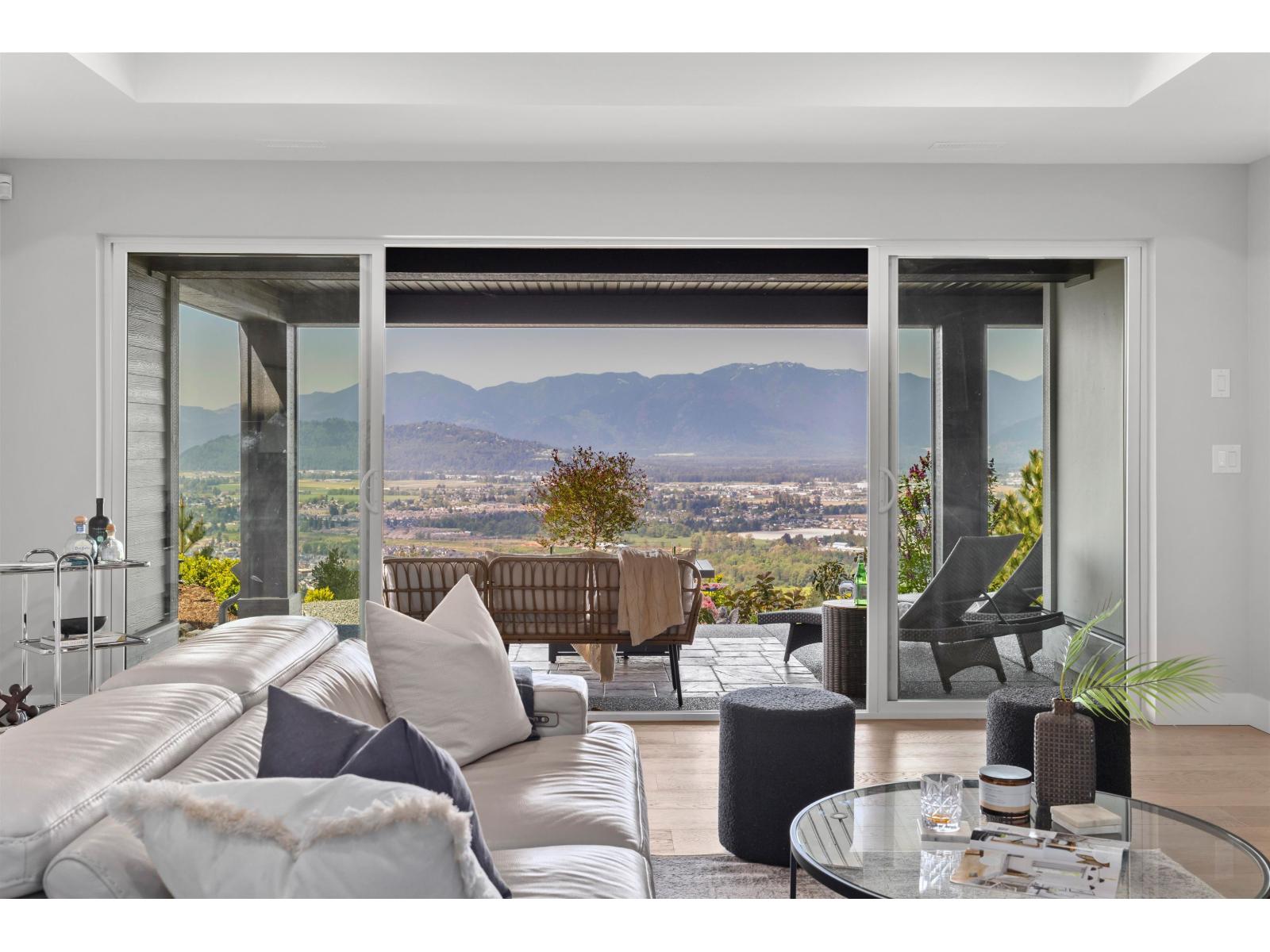 5487 MACLACHLAN PLACE, Promontory, Chilliwack