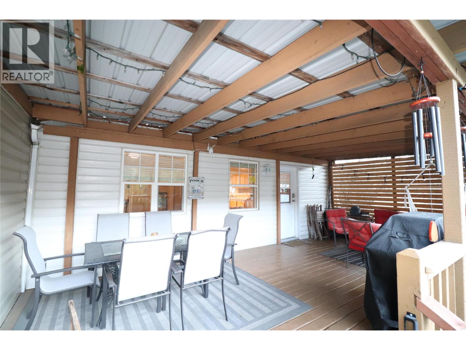 613 11th Avenue, Castlegar