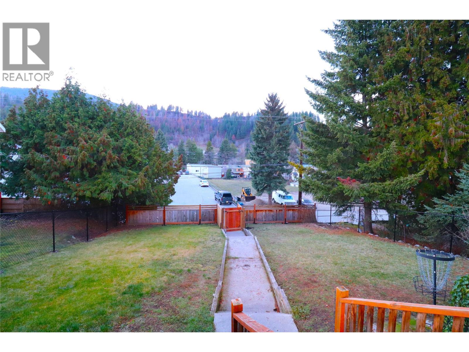 613 11th Avenue, Castlegar